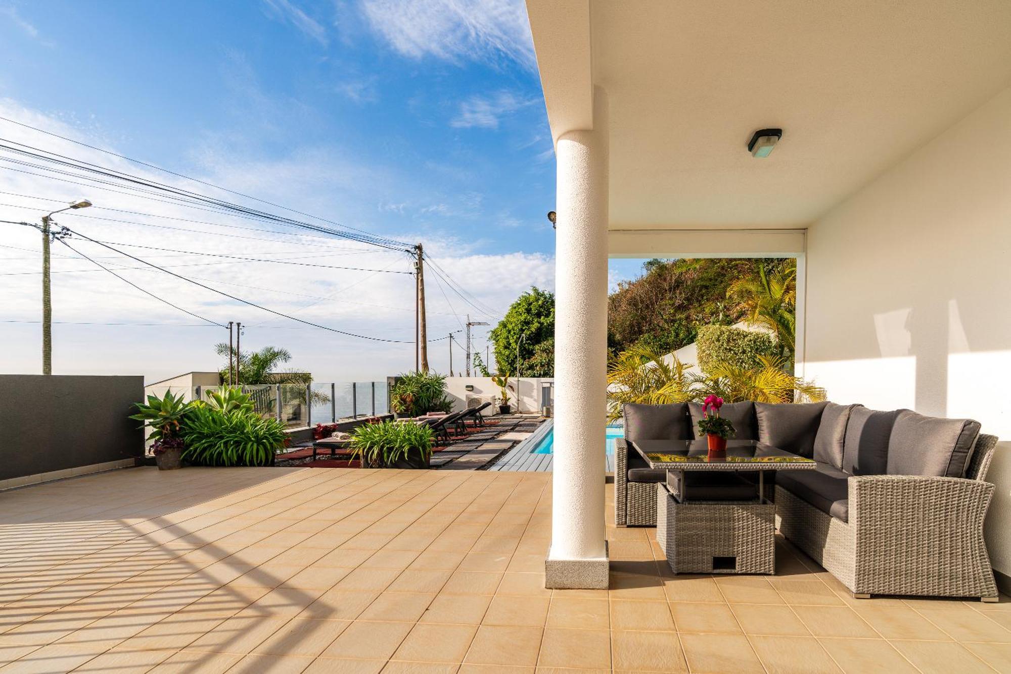 Villa Nunes, Big Holiday House With Private Pool Calheta  Exterior foto