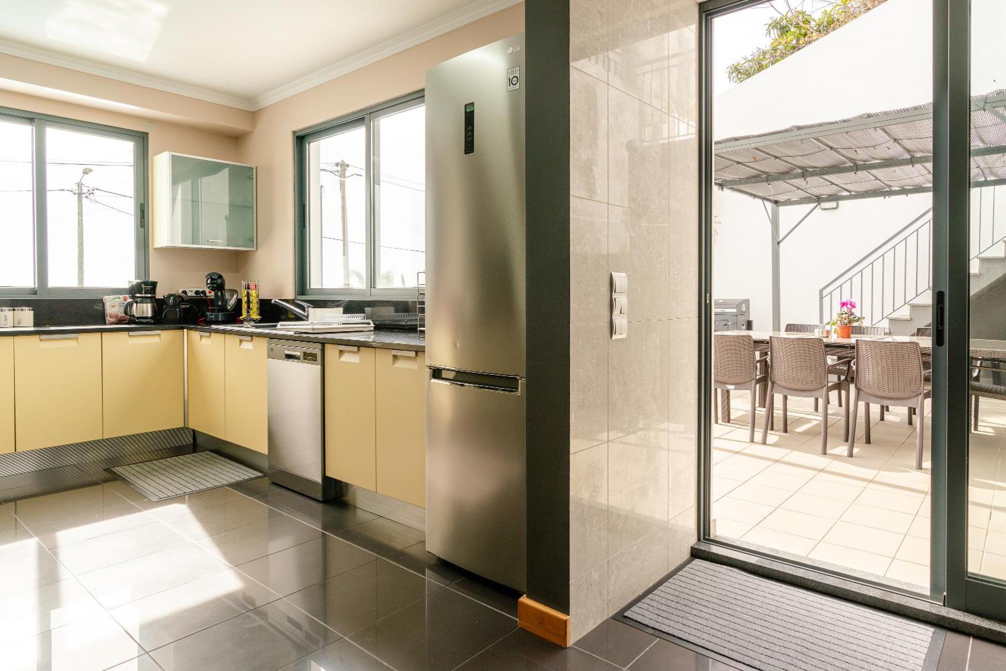 Villa Nunes, Big Holiday House With Private Pool Calheta  Exterior foto